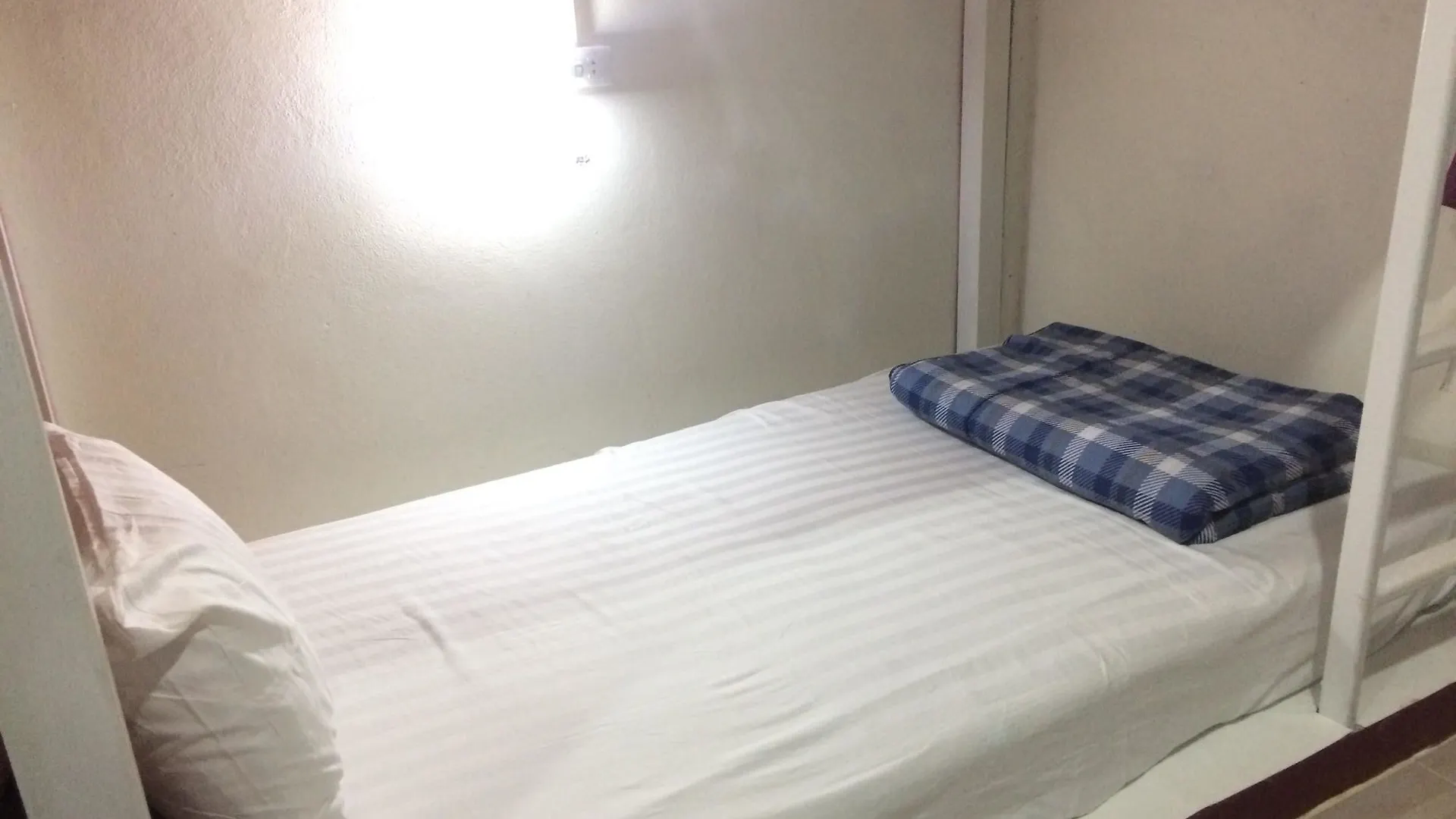 Rx Hostel - Klong Nin Beach Ko Lanta Tailandia